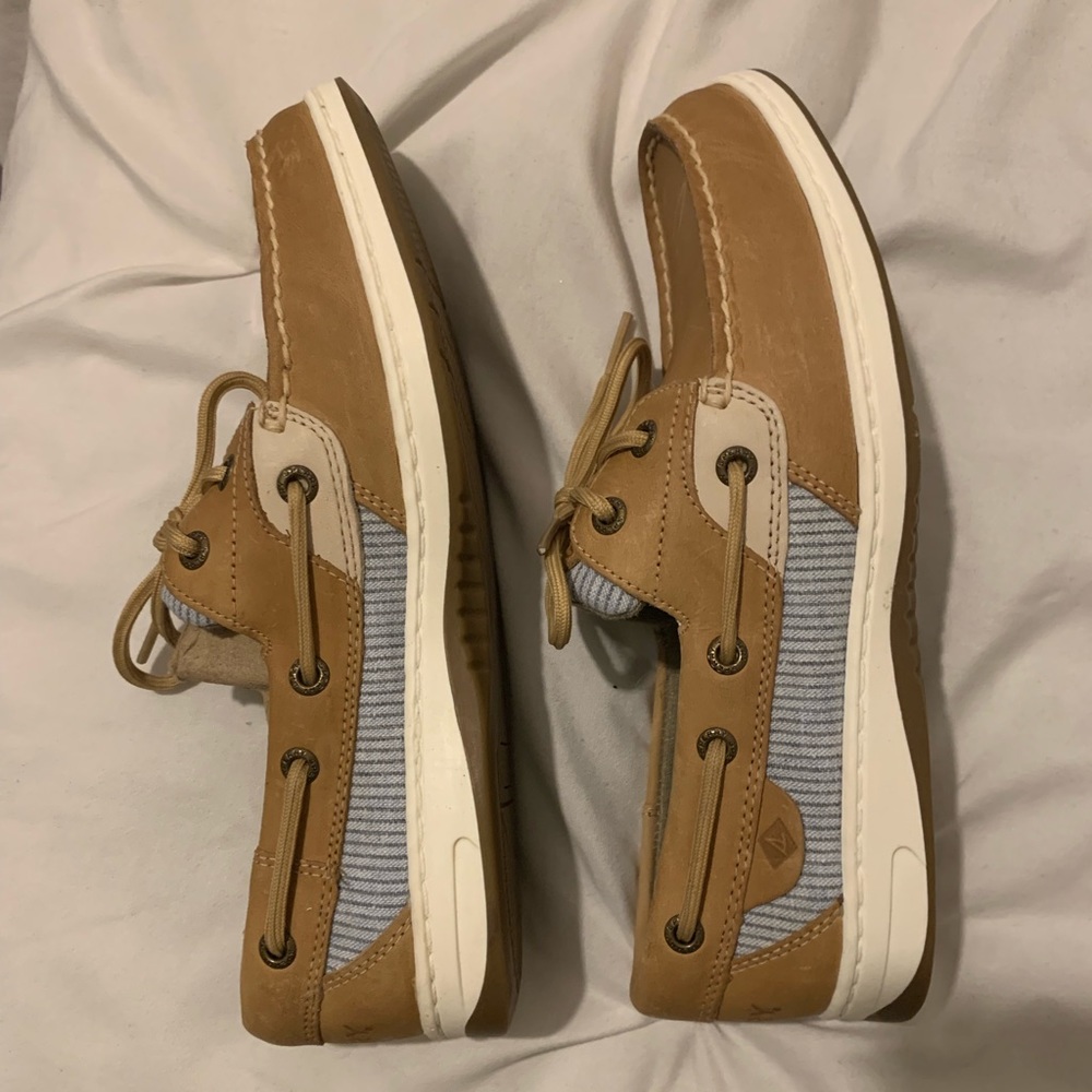 Sperry boat shoes